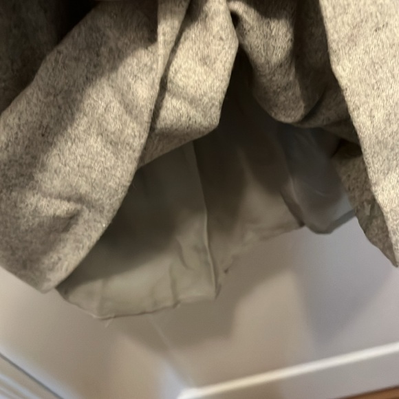 Grey knee length Banana Republic dress - Picture 5 of 7